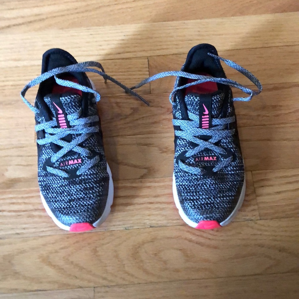 Nike girls sneakers